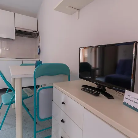 Marina Apartment *